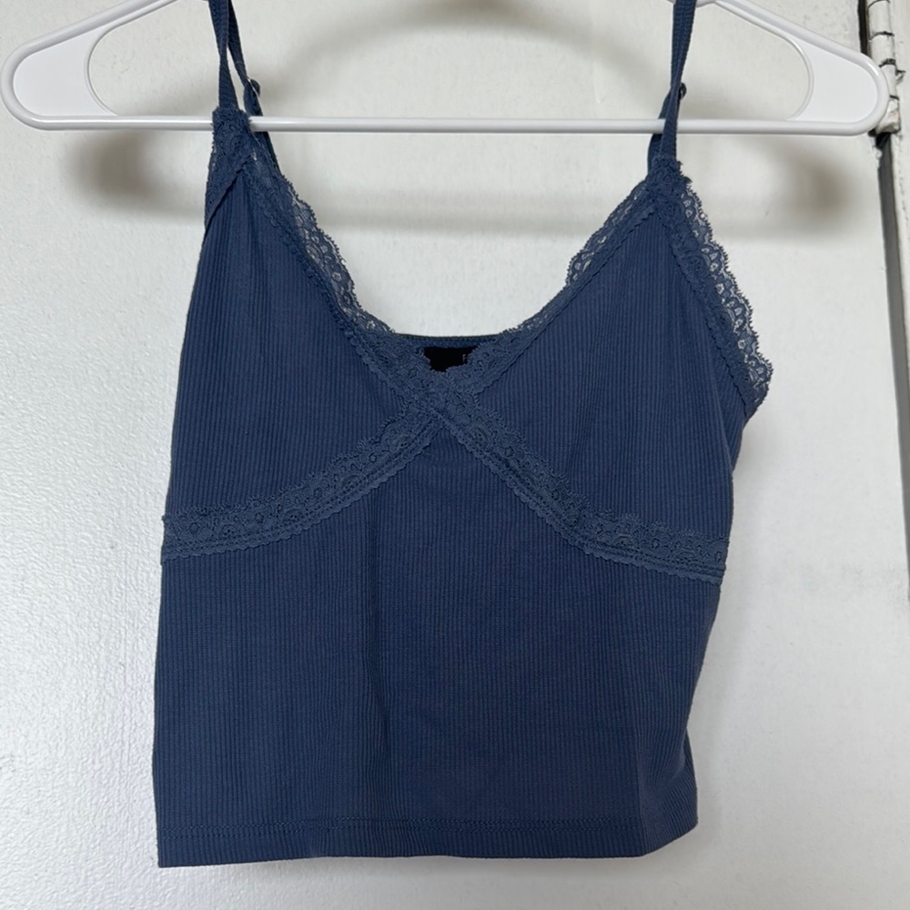 Forever 21 Blue Lace Crop Camisole